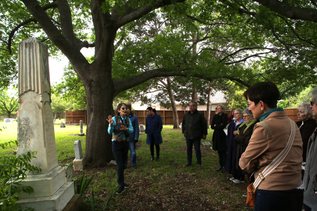 graveyard tour in dallas tx