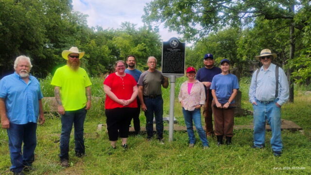 Garvin Cemetery field trip attendees